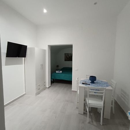 Sicilia House Apartment Изола деле Фемине Екстериор снимка